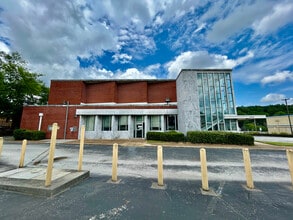 3535 Brainerd Rd, Chattanooga, TN à louer Photo du bâtiment- Image 2 de 11