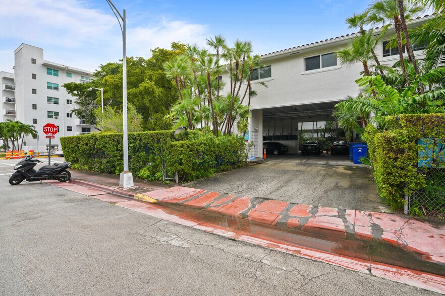 846 Lenox Ave, Miami Beach, FL à vendre - Photo du bâtiment - Image 3 de 17