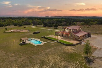 Plus de détails pour 3119 County Road 2730, Glen Rose, TX - Spécialité à vendre