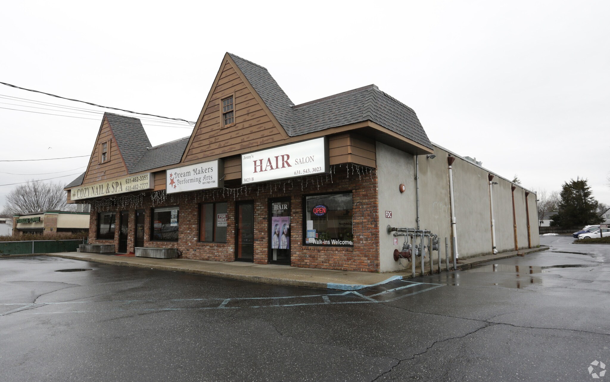 3021 Jericho Tpke, Little Neck, NY for lease Primary Photo- Image 1 of 26