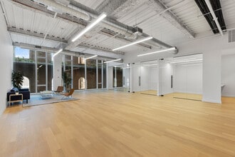 300 Kent Ave, Brooklyn, NY for lease Building Photo- Image 1 of 10