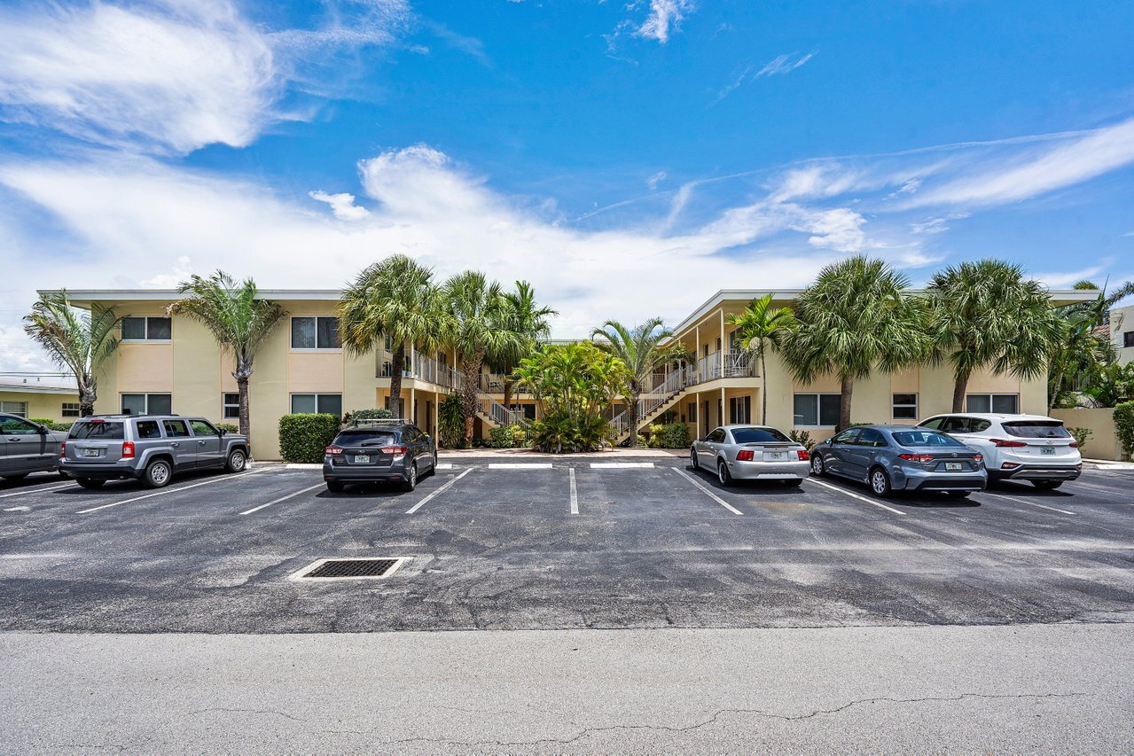 1649 SE 4th St, Deerfield Beach, FL à vendre Photo principale- Image 1 de 11