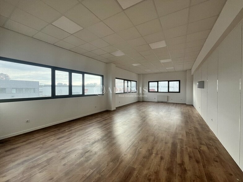 60 70 Rue De La Bongarde, Villeneuve-la-Garenne for lease - Building Photo - Image 3 of 9