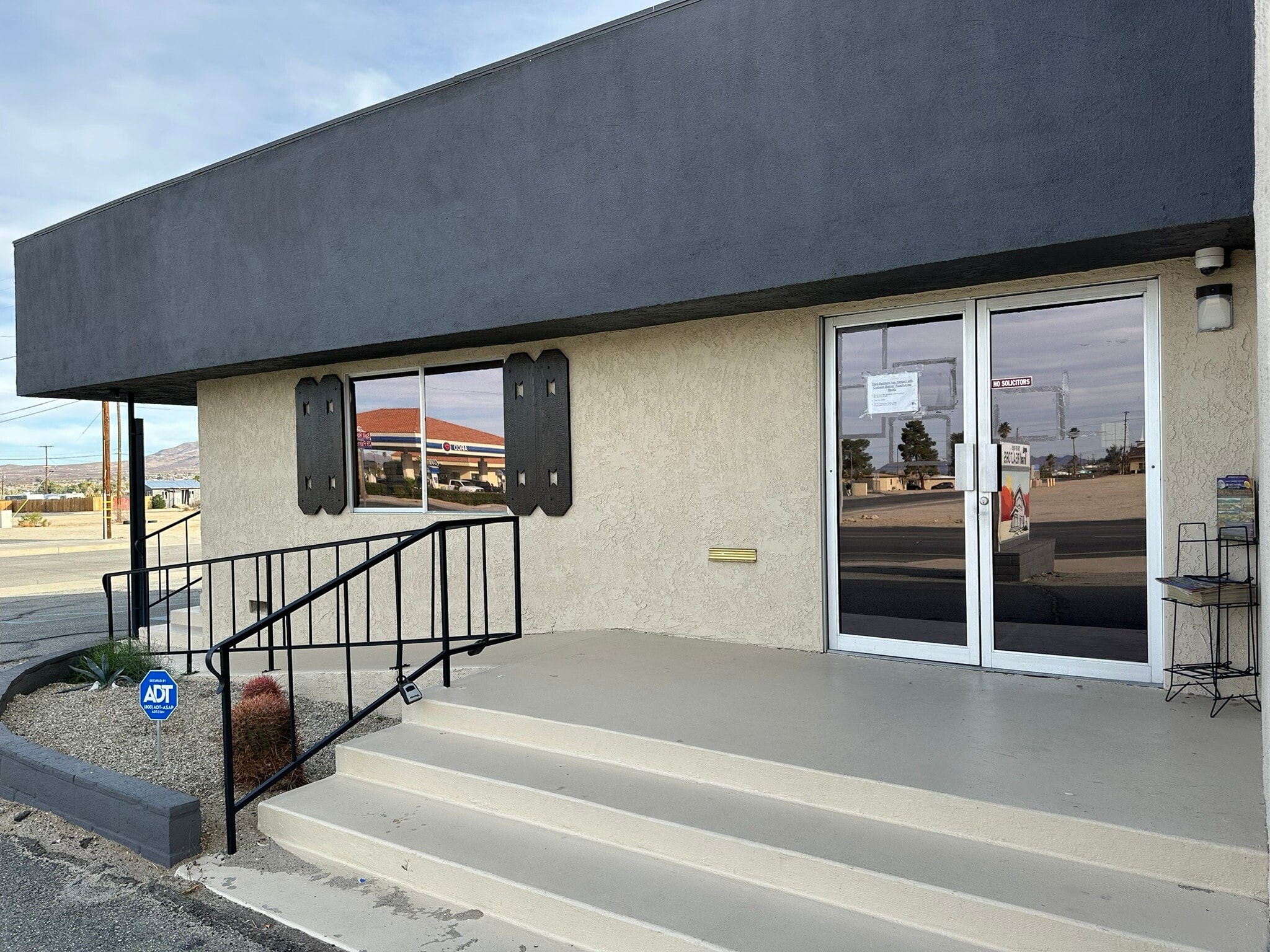 73421 29 Palms Hwy, Twentynine Palms, CA for lease Primary Photo- Image 1 of 25