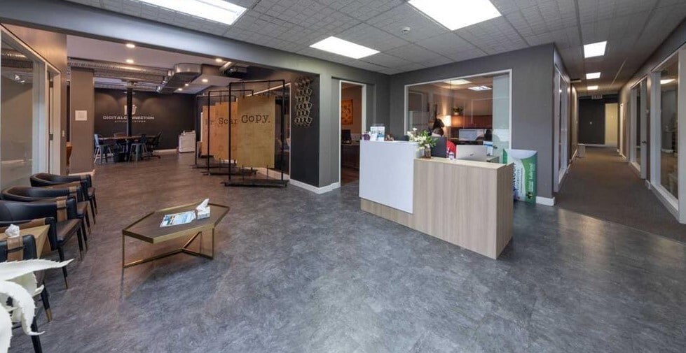 4809 50 Av, Lloydminster, SK for sale - Interior Photo - Image 2 of 12