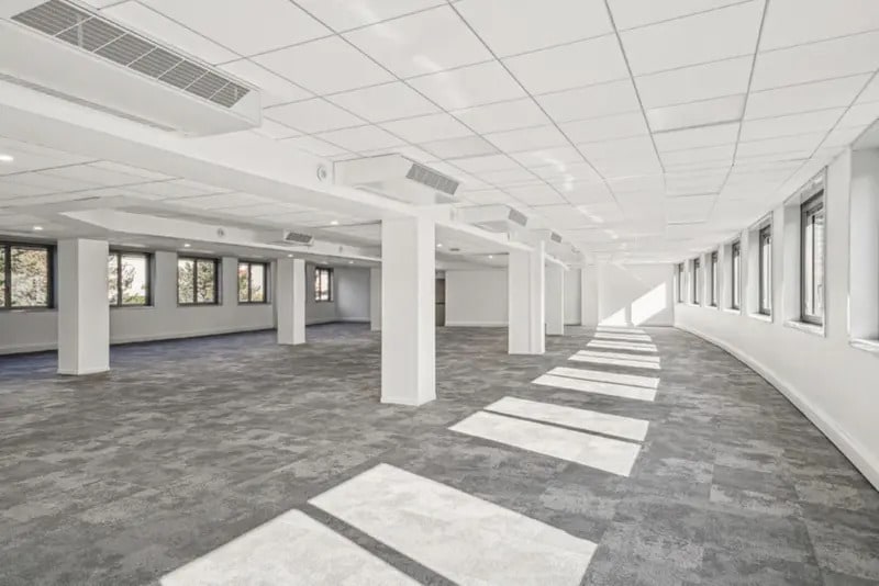 Office in Lyon for lease Interior Photo- Image 1 of 10