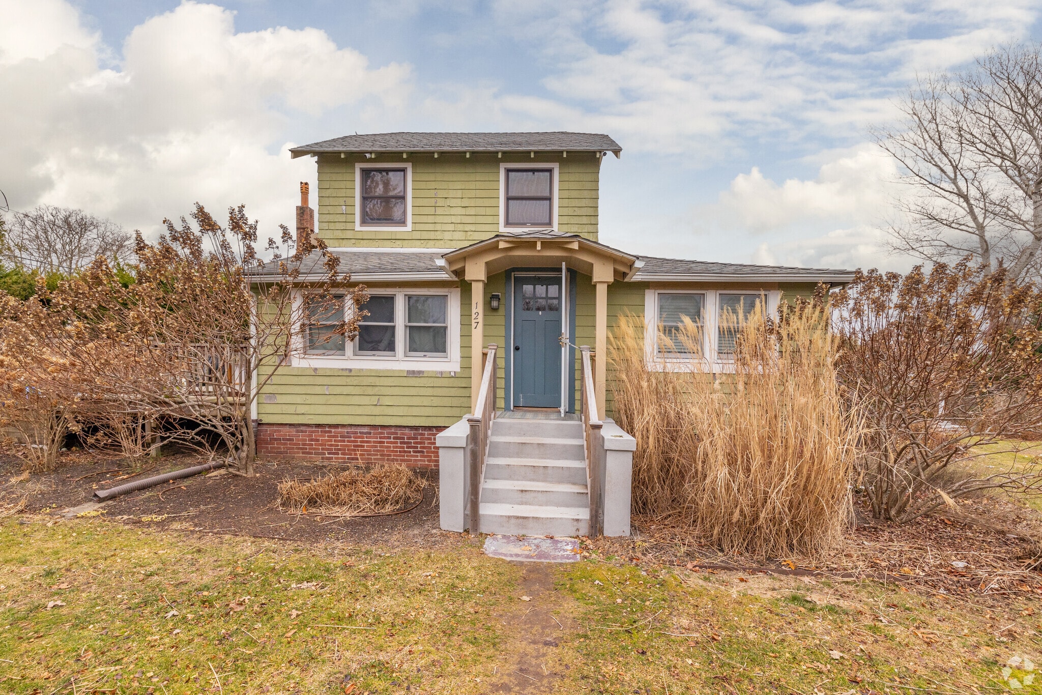 127 Inlet Rd W, Hampton Bays, NY for sale Building Photo- Image 1 of 11