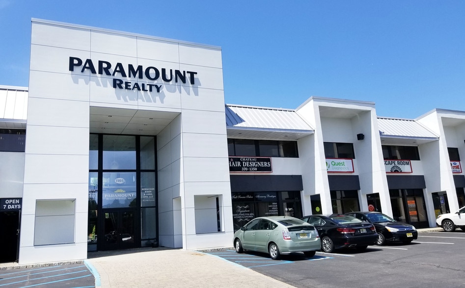 1195 Route 70, Lakewood, NJ for lease - Primary Photo - Image 1 of 12