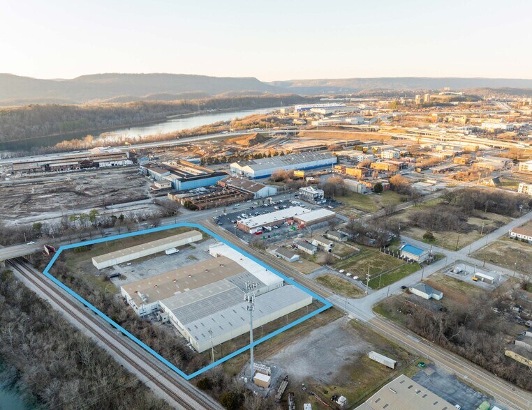 300 W 28th St, Chattanooga, TN à vendre - Photo du bâtiment - Image 2 de 17