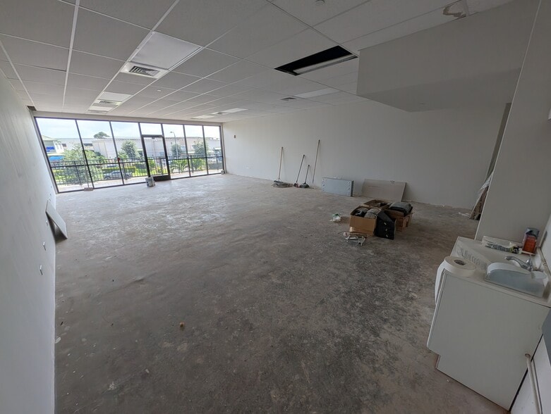 94-1144 Ka Uka Blvd, Waipahu, HI for lease - Building Photo - Image 3 of 21