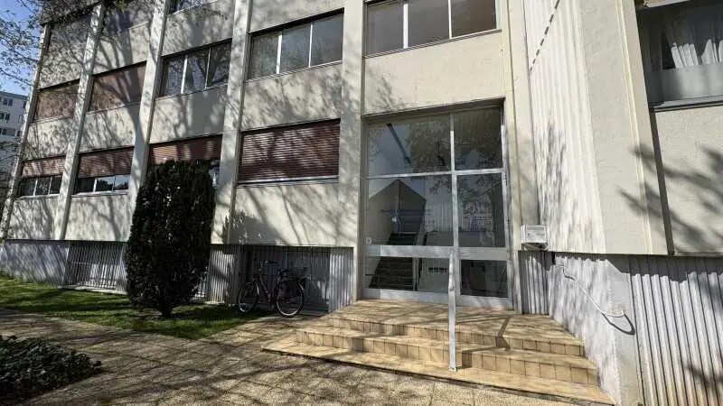 Office in Olivet for sale Building Photo- Image 1 of 13
