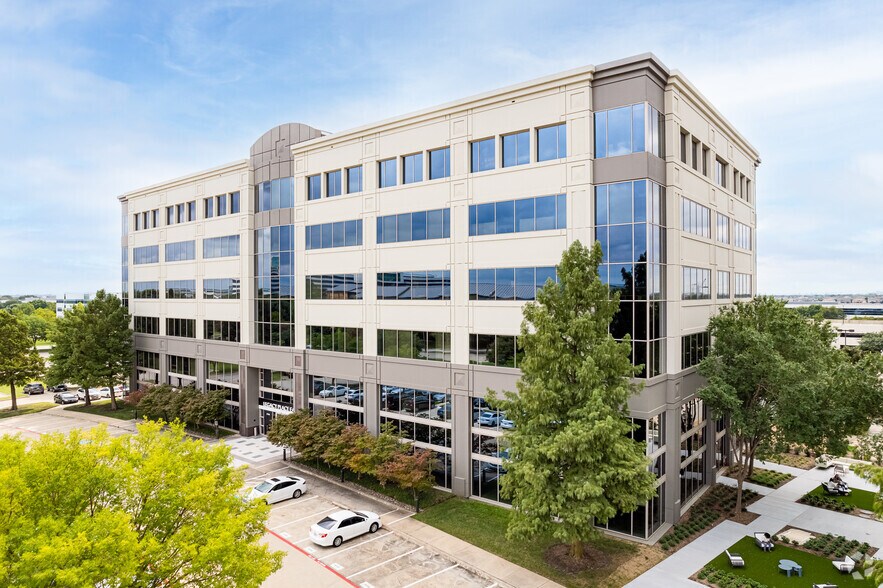 5700 Tennyson Pky, Plano, TX for lease - Building Photo - Image 1 of 16