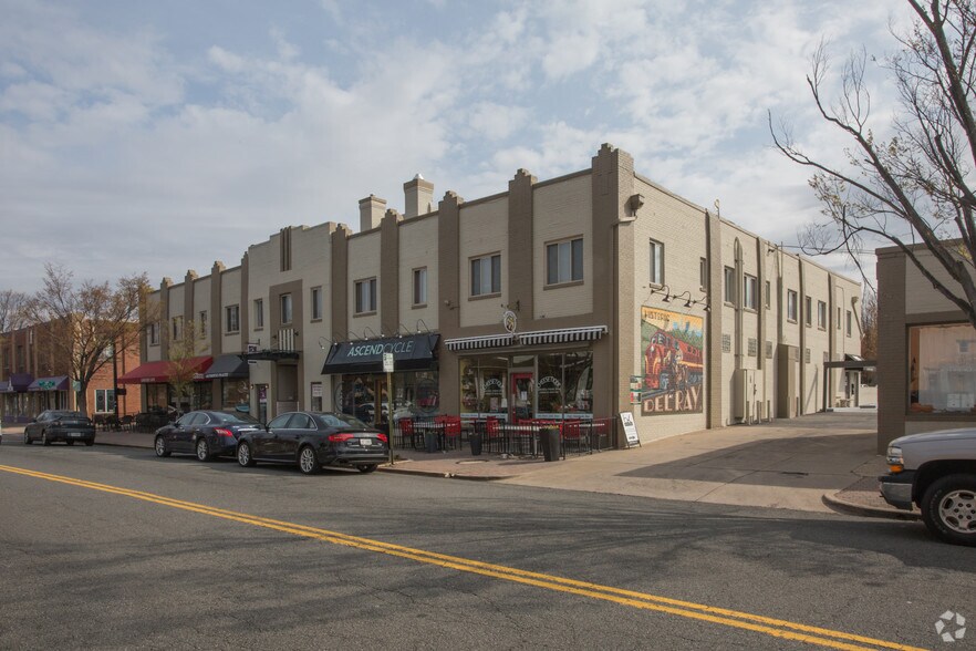 2413-2419 Mt Vernon Ave, Alexandria, VA à vendre - Photo principale - Image 1 de 11