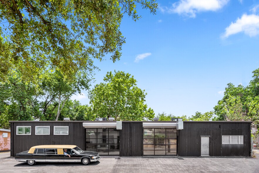 3902 McKinney St, Houston, TX à vendre - Photo du bâtiment - Image 1 de 16