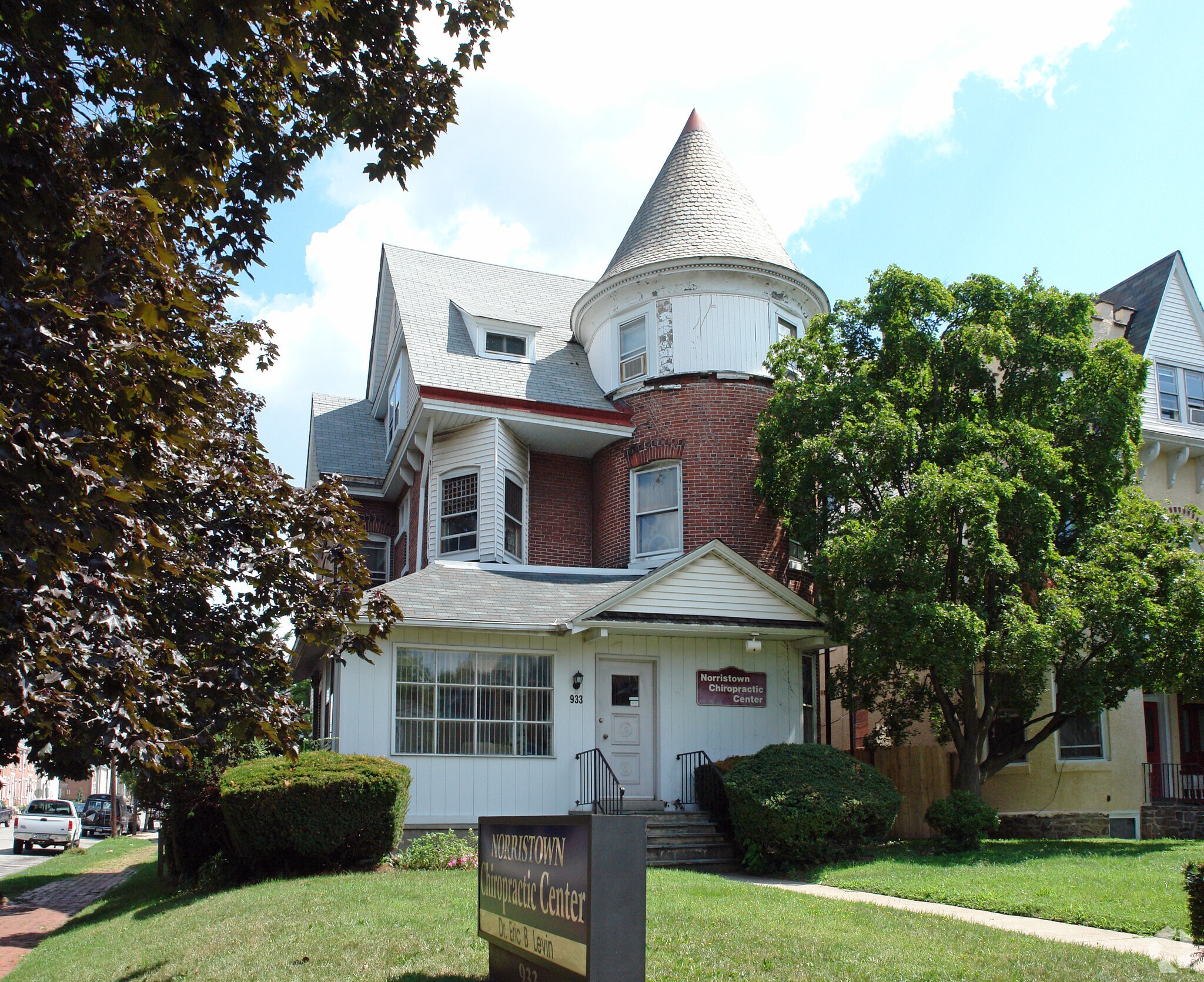 933 W Main St, Norristown, PA à vendre Photo principale- Image 1 de 38