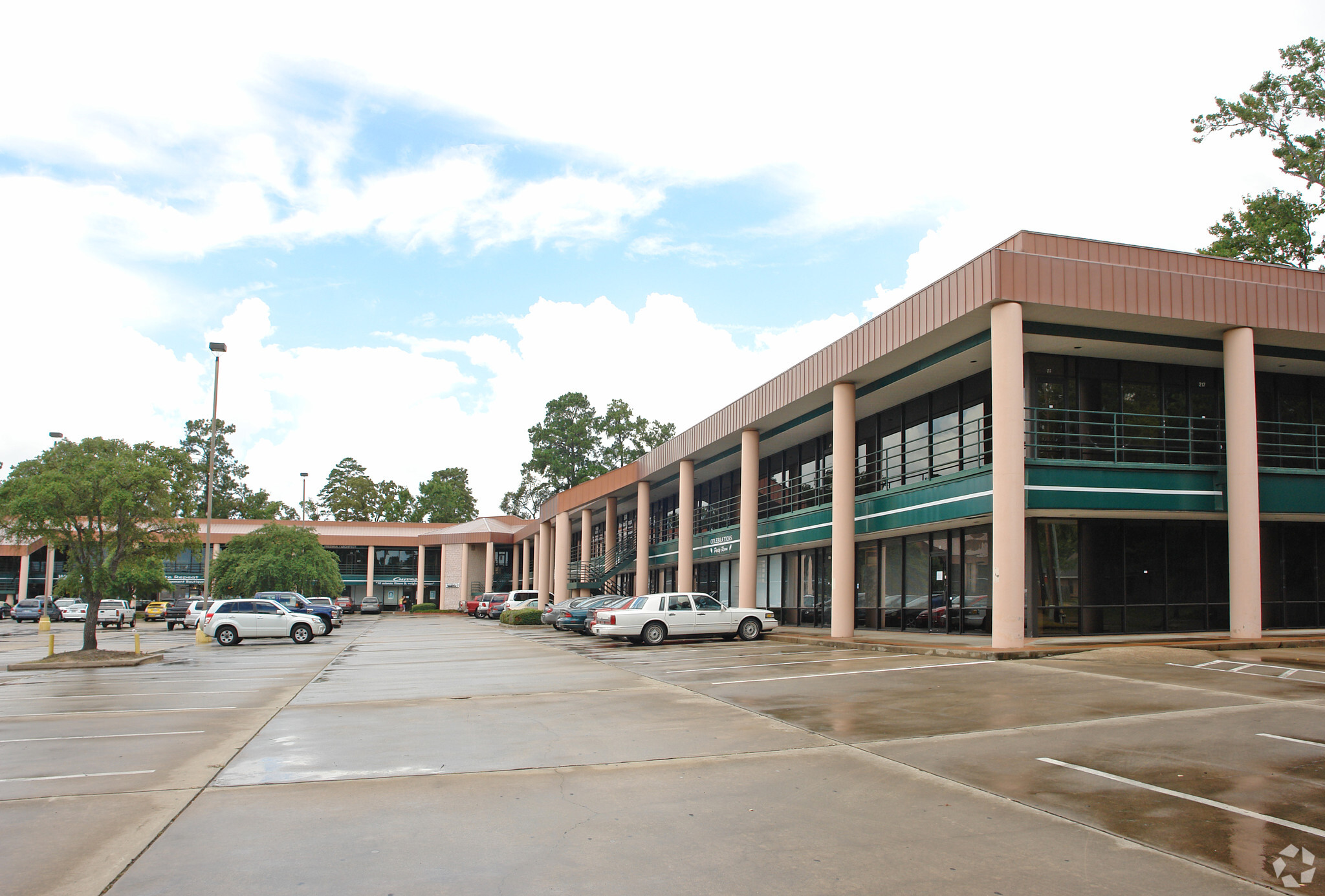 1712 N Frazier St, Conroe, TX for lease Primary Photo- Image 1 of 25