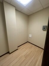 58 Broadway, Greenlawn, NY for lease Interior Photo- Image 1 of 8