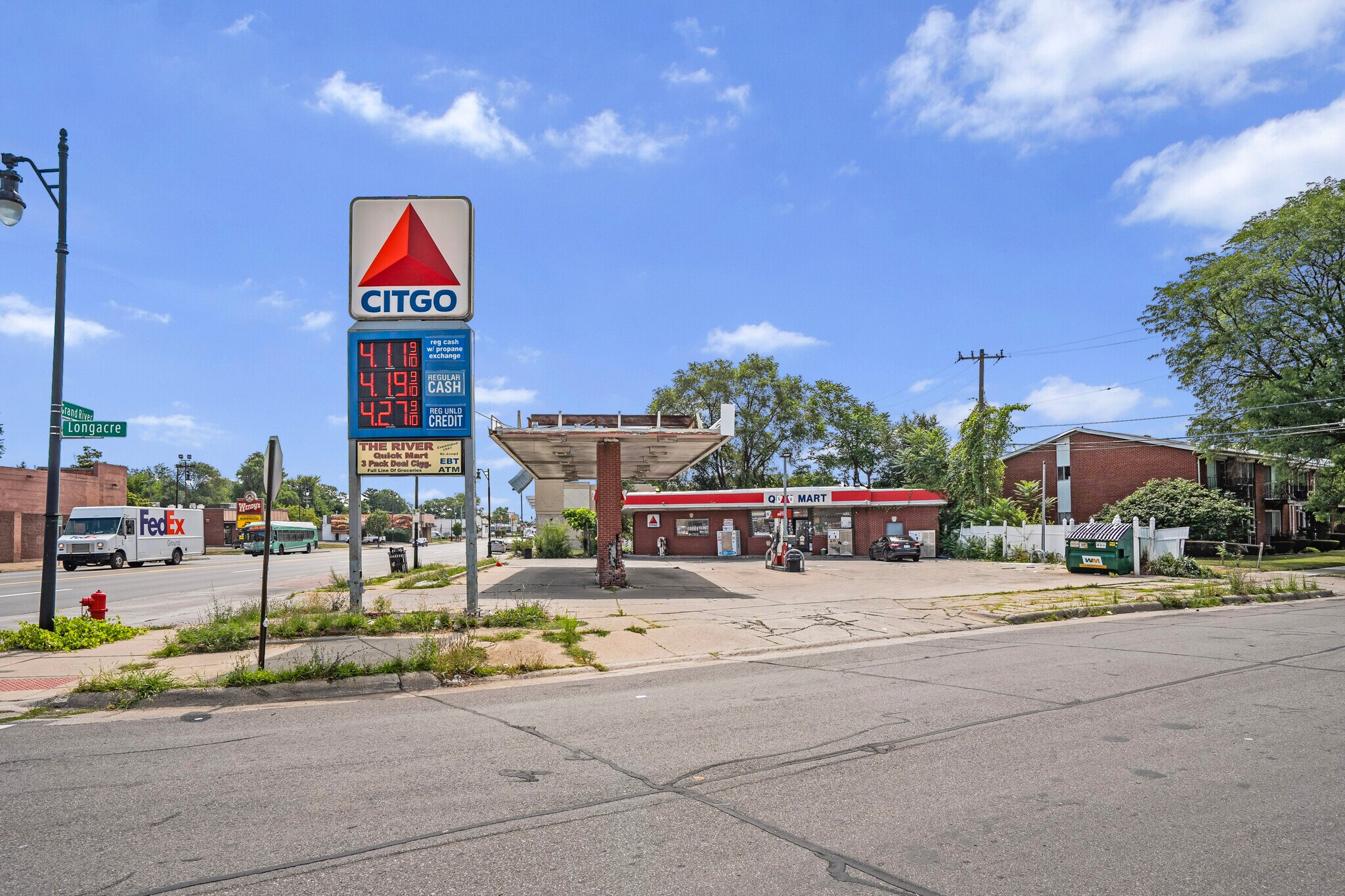 17537 Grand River Ave, Detroit, MI à vendre Photo du bâtiment- Image 1 de 13