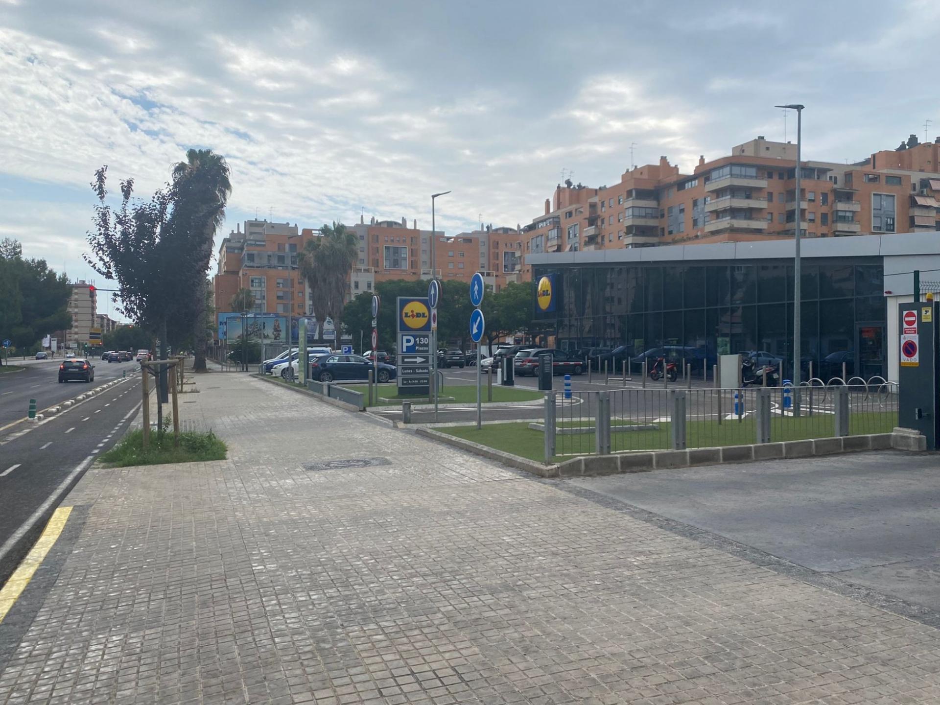 Commerce de détail dans València à vendre Photo du bâtiment- Image 1 de 10