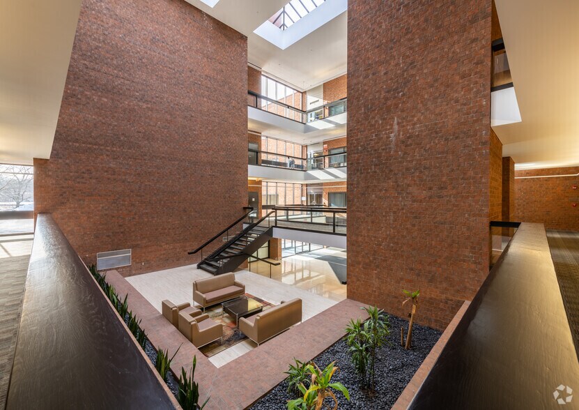 45 William St, Wellesley, MA à louer - Hall d’entrée - Image 3 de 11