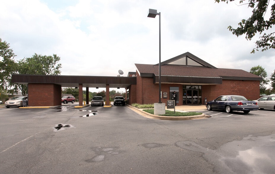 1301 5th Ave, Garner, NC for sale - Building Photo - Image 1 of 1
