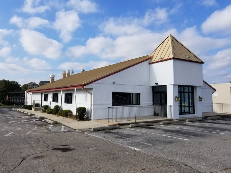 Retail in Glen Burnie, MD for sale - Primary Photo - Image 1 of 1