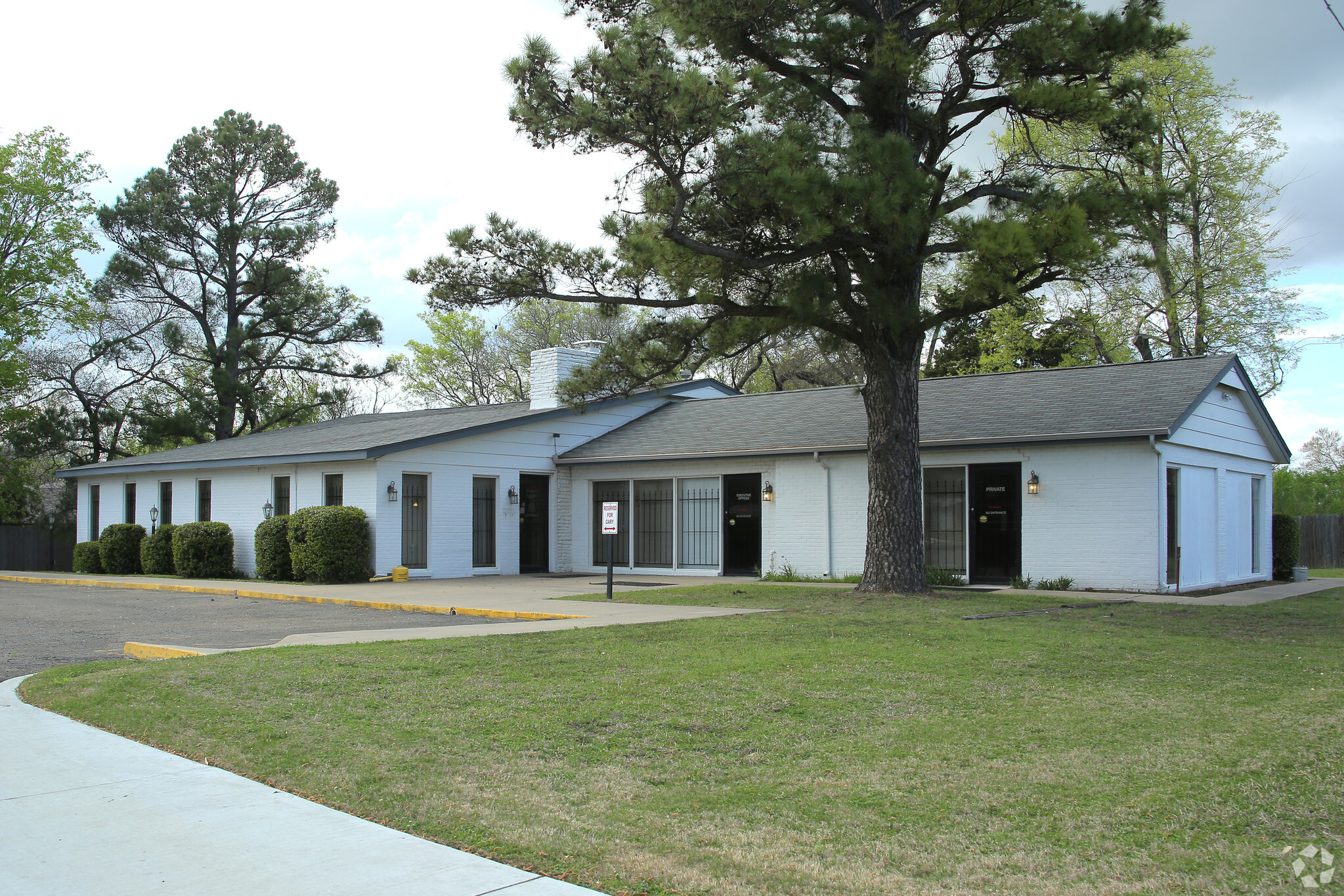 10755 E Admiral Pl, Tulsa, OK for sale Primary Photo- Image 1 of 1