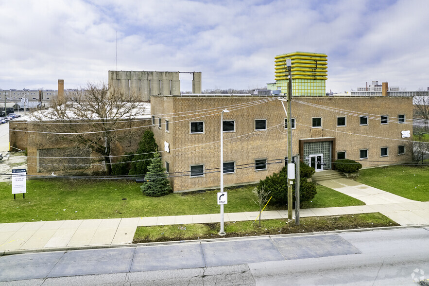 5401 W Grand Ave, Chicago, IL for sale - Building Photo - Image 1 of 1