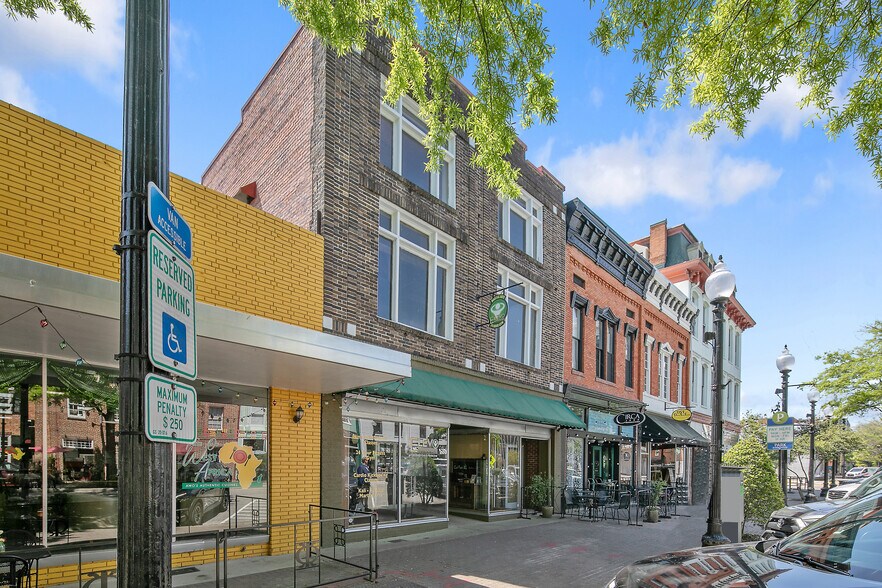 110 Person St, Fayetteville, NC à vendre - Photo du bâtiment - Image 3 de 24