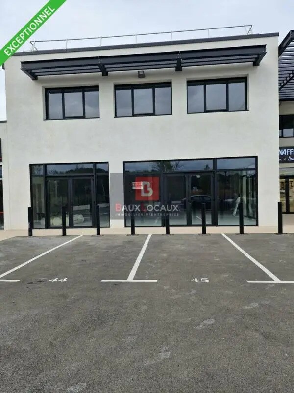 Commerce de détail dans Éguilles à louer Photo du bâtiment- Image 1 de 5