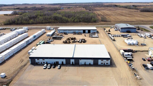 Plus de détails pour 14 Burnt Valley Ave, Red Deer County, AB - Industriel à louer