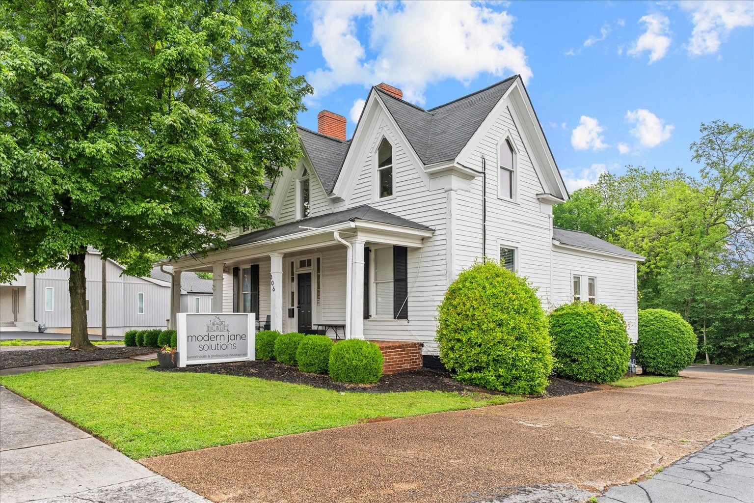 306 N Thornton Ave, Dalton, GA à vendre Photo du bâtiment- Image 1 de 43