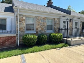 5411-5415 W Cedar Ln, Bethesda, MD for lease Building Photo- Image 1 of 1