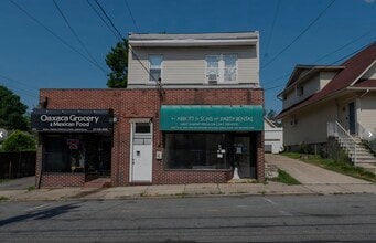 286 Queen Anne Rd, Teaneck, NJ for lease Interior Photo- Image 1 of 6