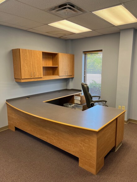 110 Prosperity Blvd, Piedmont, SC for lease - Building Photo - Image 2 of 6