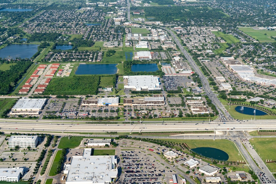 2500-2808 Smith Ranch Rd, Pearland, TX à louer - Photo du bâtiment - Image 3 de 15