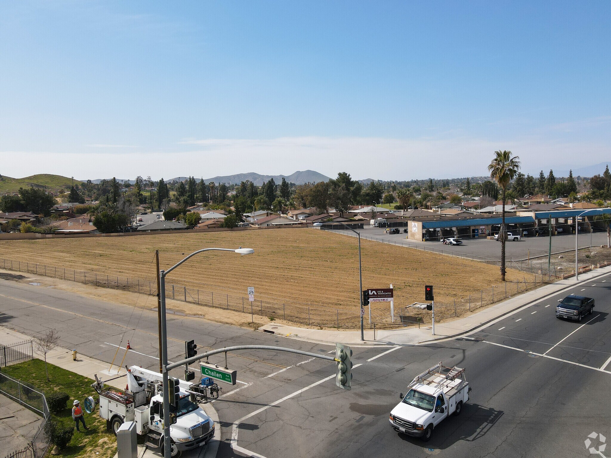 NWC Van Buren Blvd. & Challen Ave, Riverside, CA à vendre Photo principale- Image 1 de 6