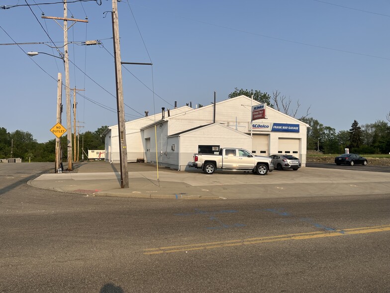 225 S Seiberling St, Akron, OH à vendre - Photo du bâtiment - Image 1 de 13
