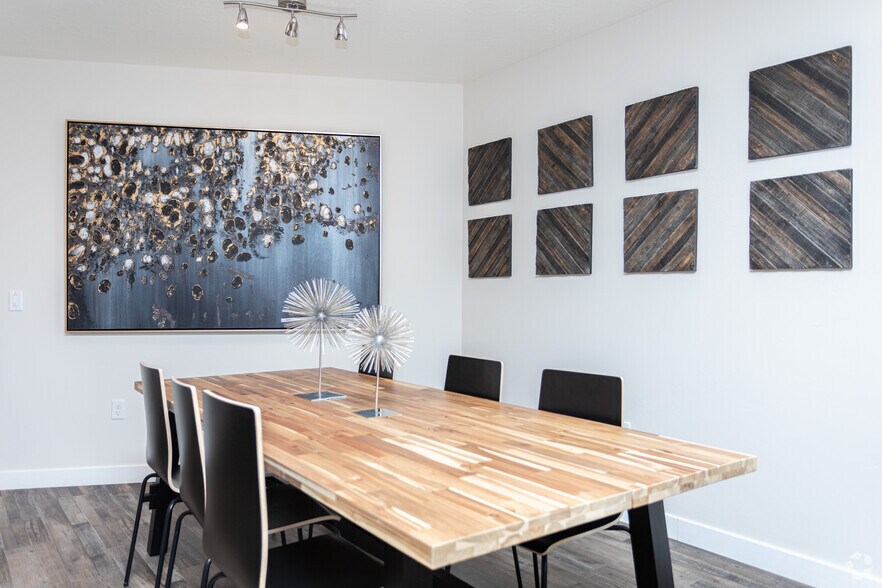 360 S State St, Orem, UT à louer - Photo intérieure - Image 3 de 28