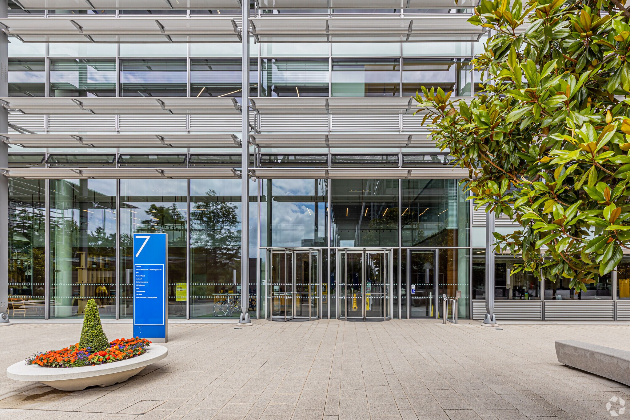 566 Chiswick High Rd, London for sale Interior Photo- Image 1 of 1