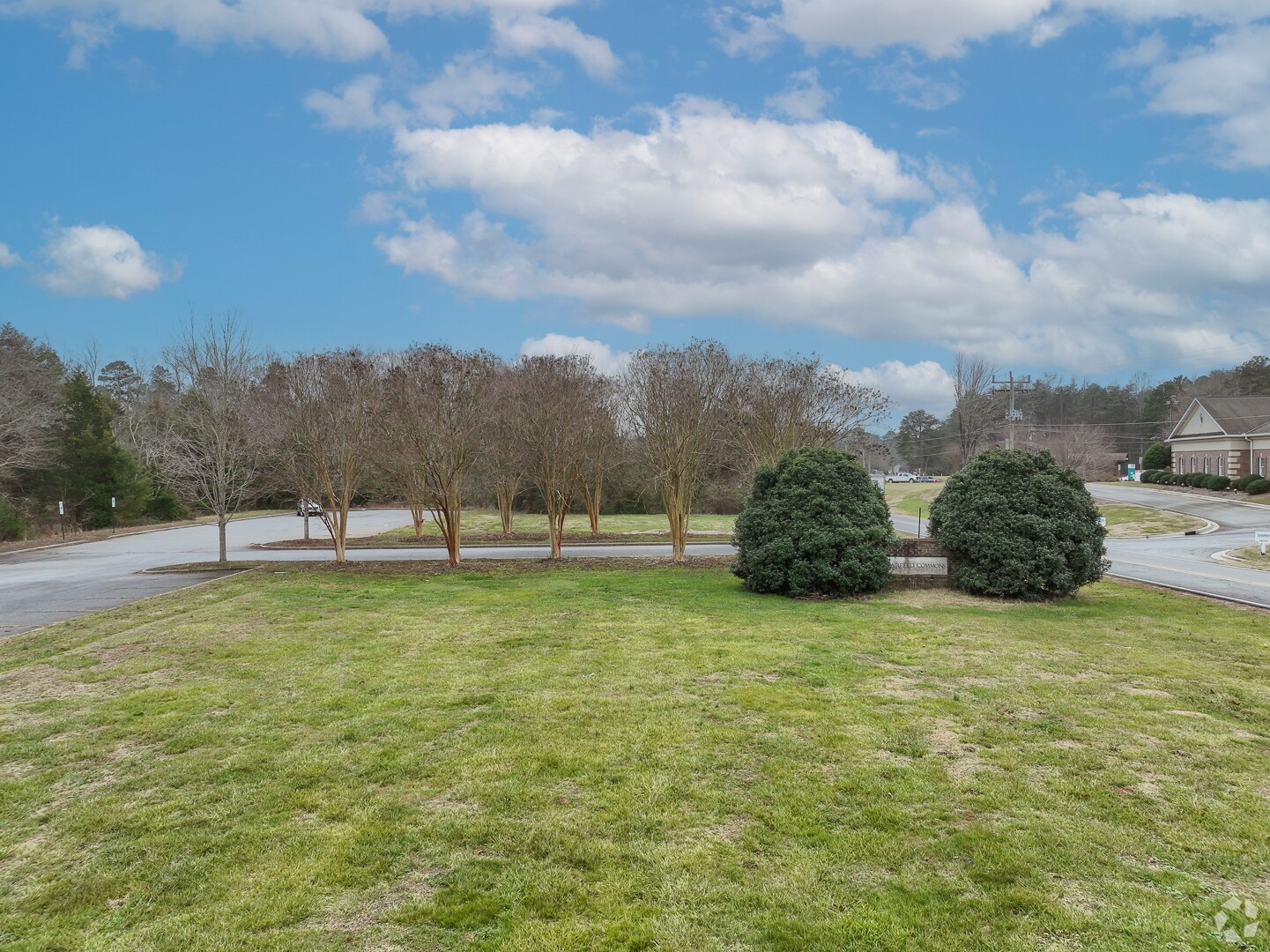 Five Outparcels on Fairfield Forest Road portfolio of 5 properties for sale on LoopNet.ca Building Photo- Image 1 of 2