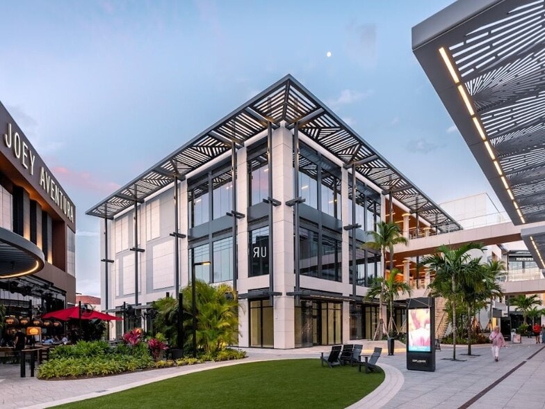 19501 Biscayne Blvd, Aventura, FL for lease - Building Photo - Image 3 of 5