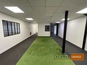 Industriel dans Morangis à louer Photo intérieure- Image 1 de 4