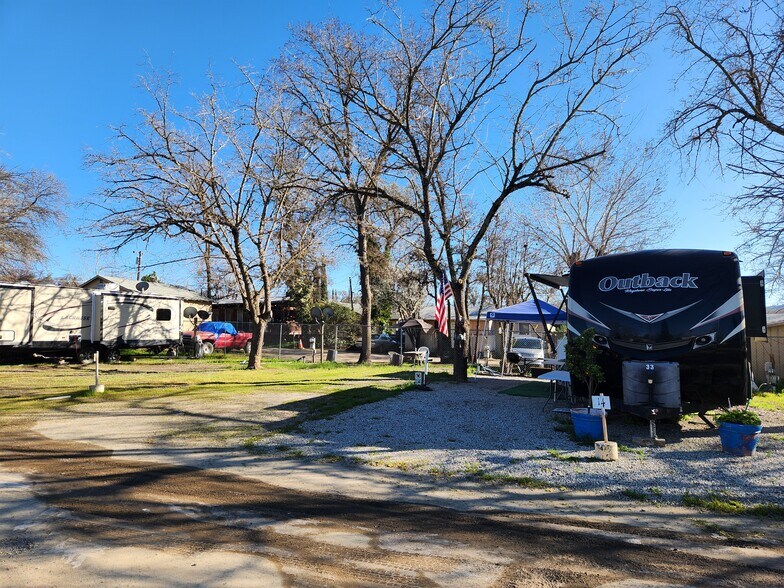 5725 Old Highway 53, Clearlake, CA for sale - Primary Photo - Image 1 of 8