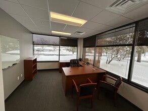 445 Electronics Pky, Liverpool, NY for lease Interior Photo- Image 2 of 6