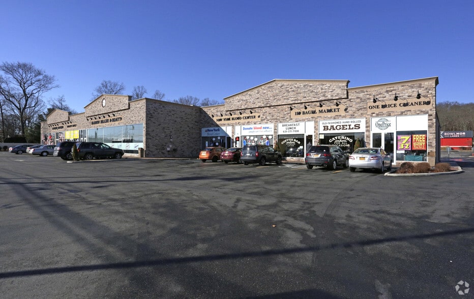925 Walt Whitman Rd, Melville, NY for lease - Building Photo - Image 2 of 2