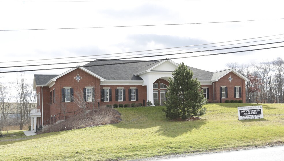 2134 Rt-208, Montgomery, NY à louer - Photo du bâtiment - Image 3 de 11