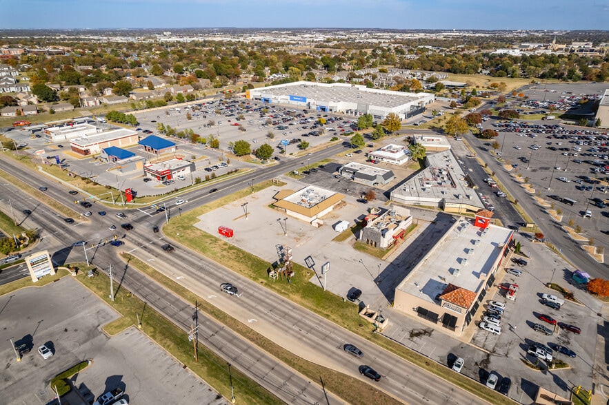 6825 S Memorial Dr, Tulsa, OK for sale - Aerial - Image 3 of 3