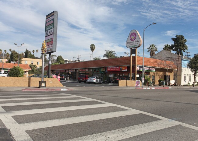 Plus de détails pour 5253 Hollywood Blvd, Los Angeles, CA - Commerce de détail à louer