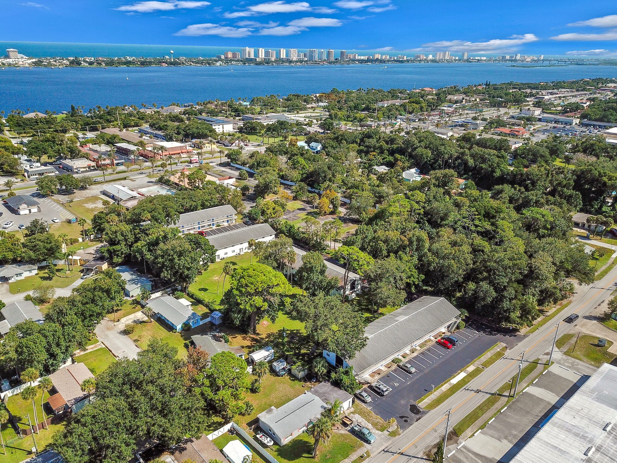 1835 S Segrave St, South Daytona, FL for sale Primary Photo- Image 1 of 27